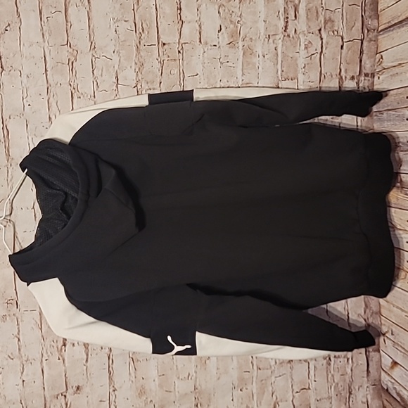 Puma Men's hoodie Size small Excellent - Picture 5 of 5